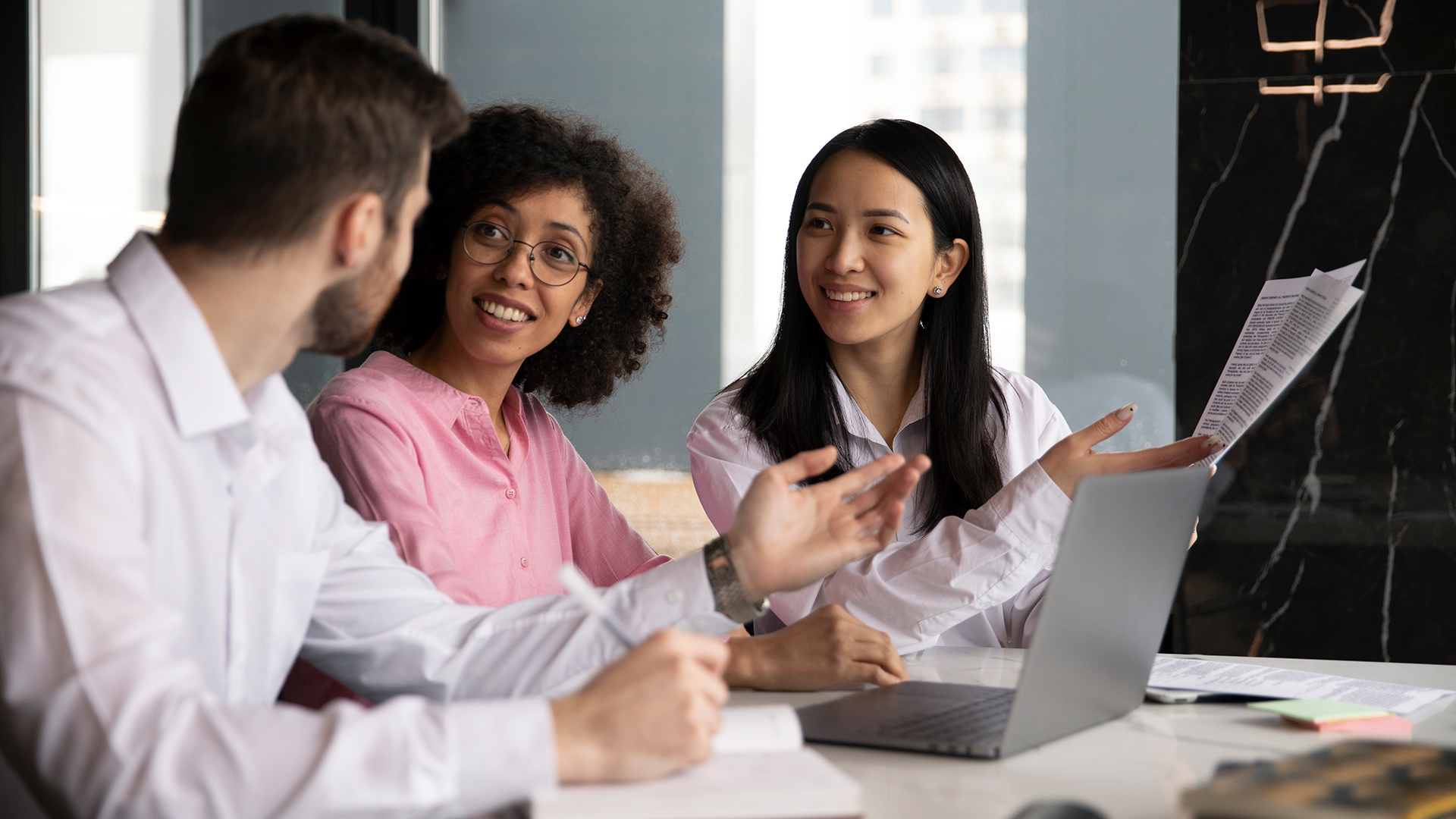 Home 10 Imagem 1 para a Capa 12.02